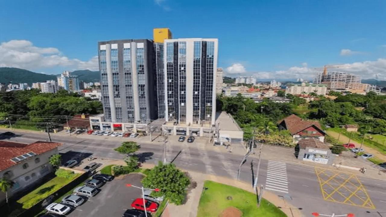 Villa Saint Sebastian Flat 307 - Com Hidro! Ate 4 Pessoas, Duplex, No Centro Jaraguá do Sul Exterior foto